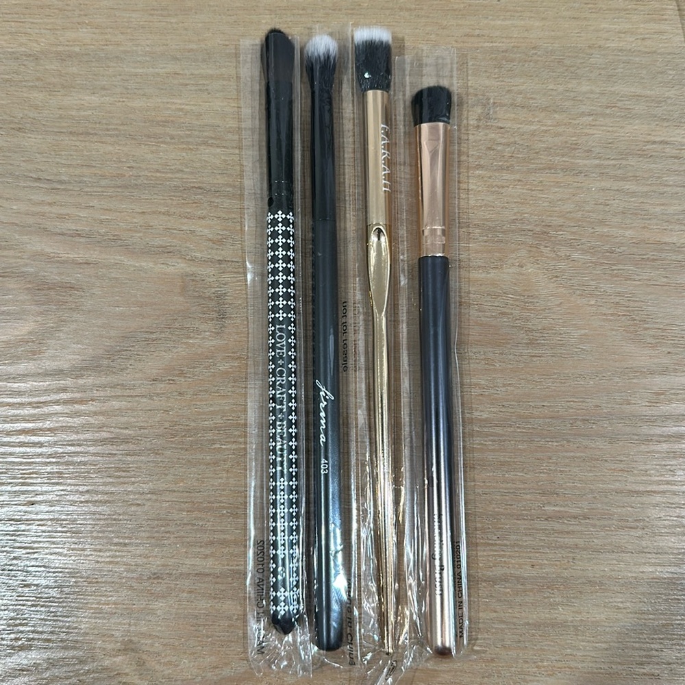 4 Eyeshadow Brushes Various Brands